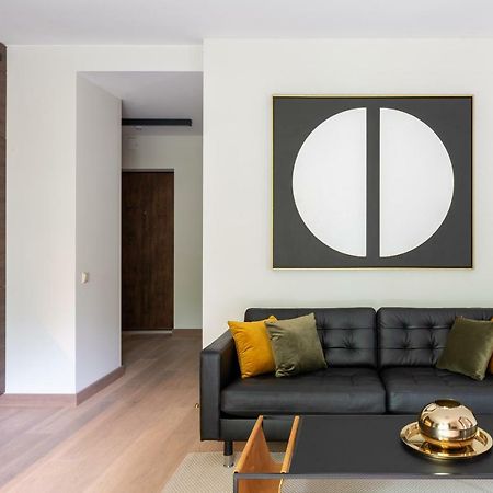 Modern Boutique Apartment In The City Center Druskininkai Buitenkant foto