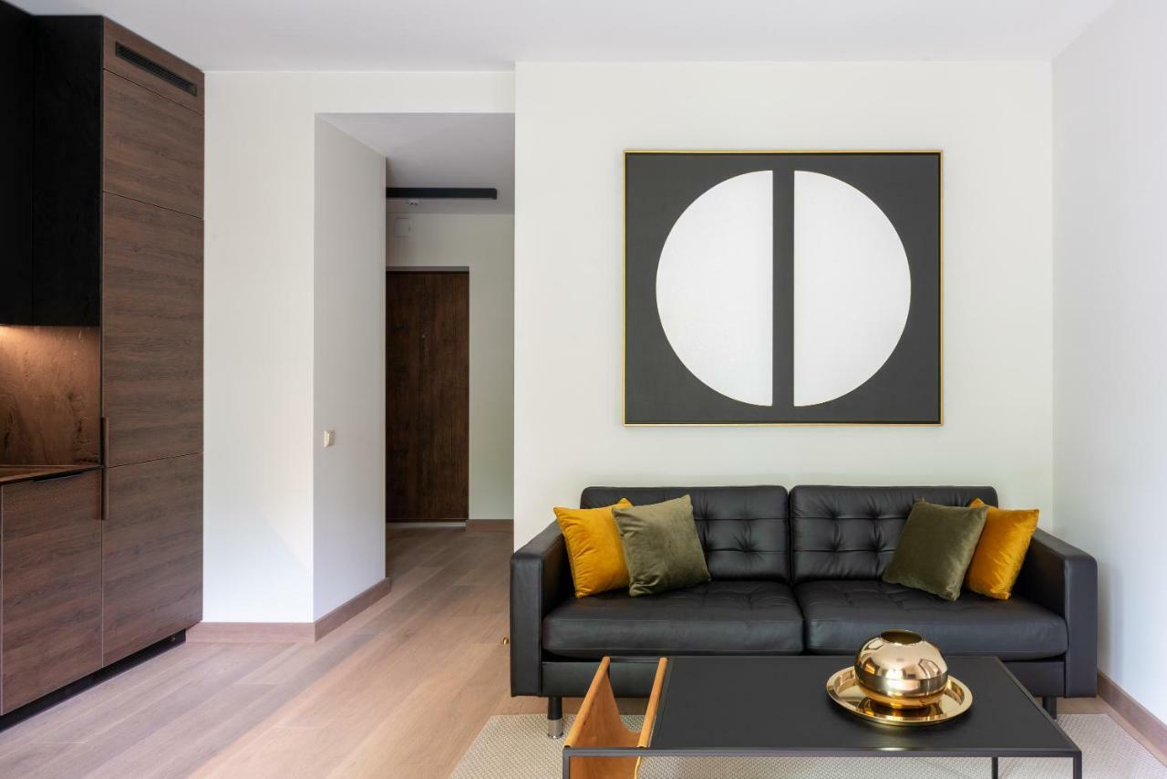 Modern Boutique Apartment In The City Center Druskininkai Buitenkant foto