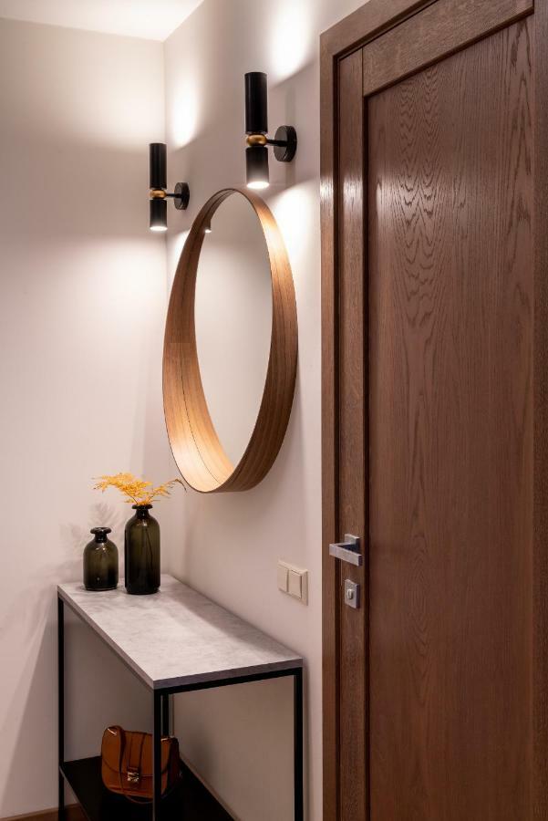 Modern Boutique Apartment In The City Center Druskininkai Buitenkant foto